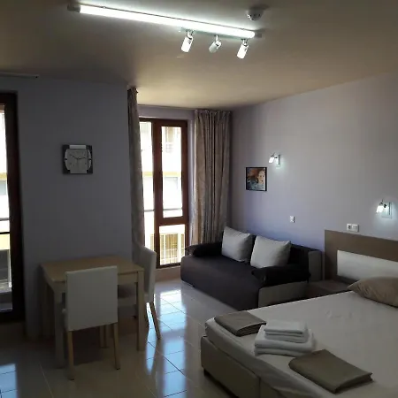 Studio Bay